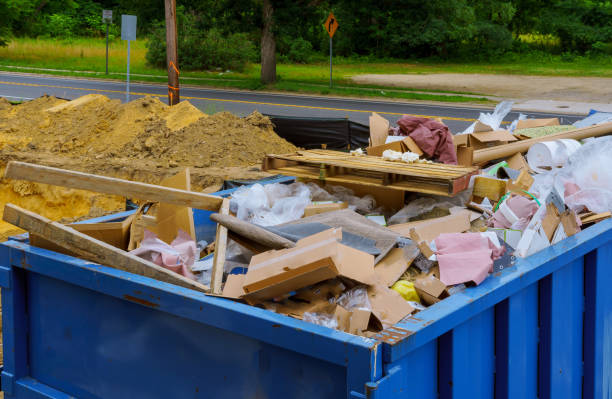 Best Construction Debris Removal  in Vinton, IA